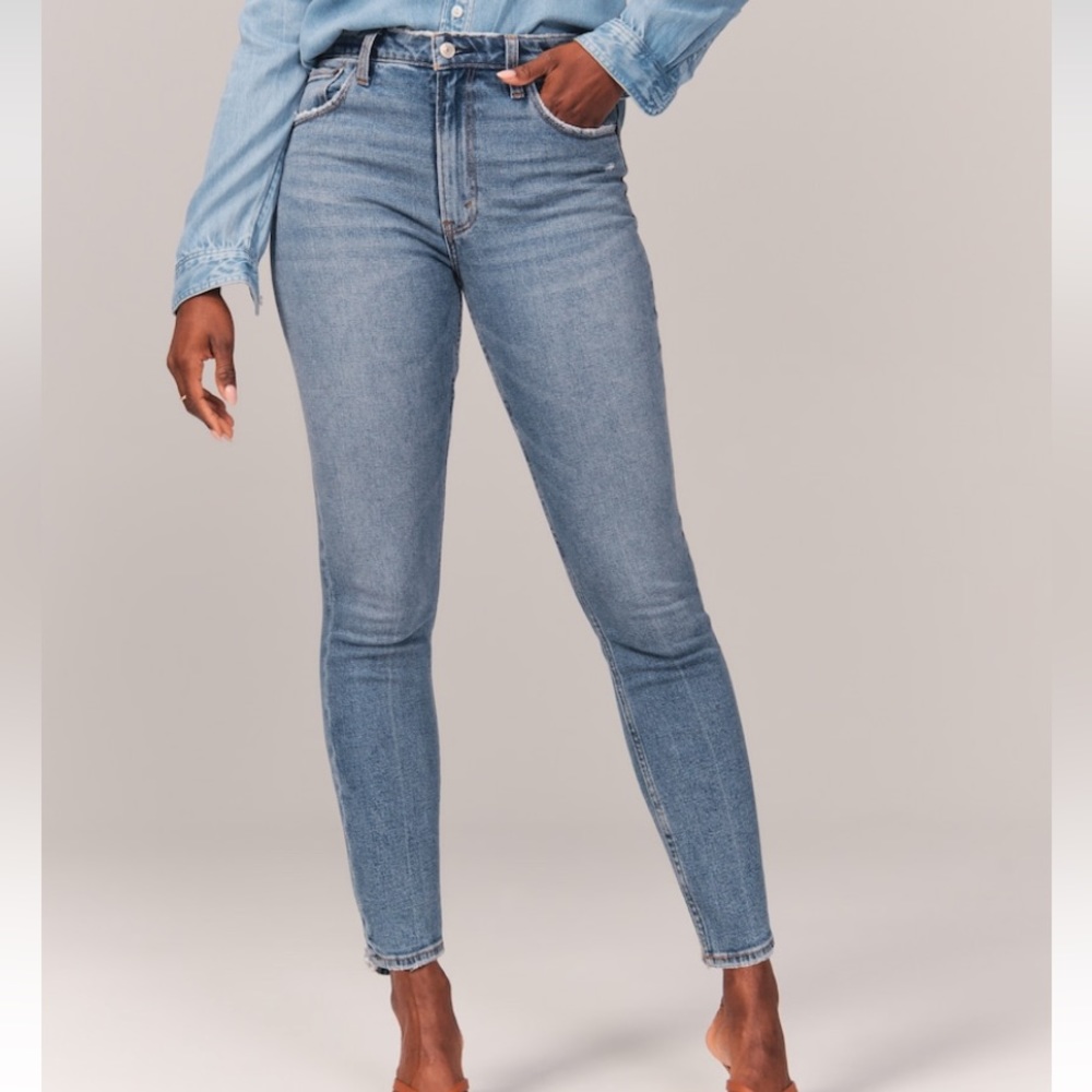 ✨2x HP✨ Abercrombie Curve Love Skinny Jean